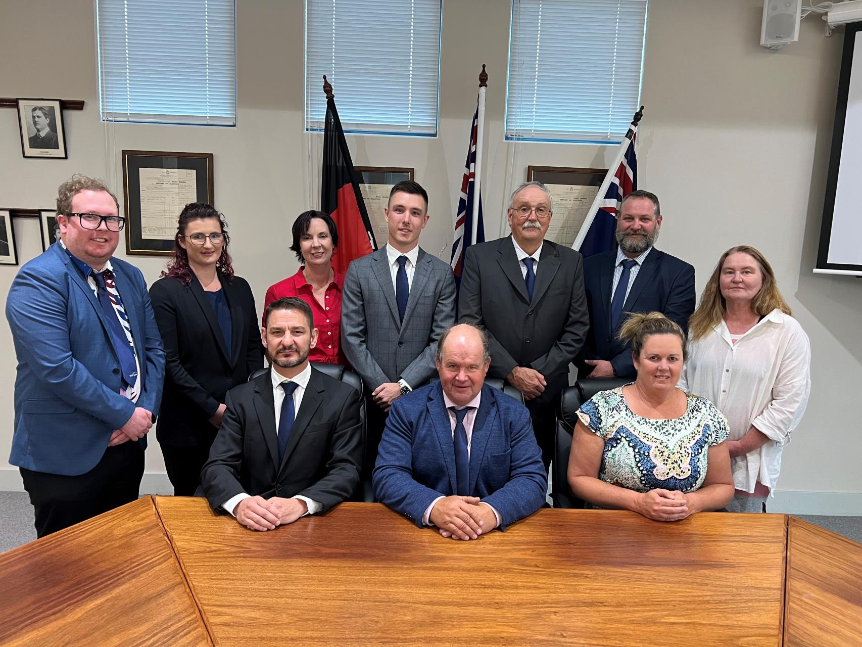 Members of the new Shire of Dardanup Council are (back, from left) Councillors Luke Davies, Taneta Bell, Stacey Gillespie, Jack Manoni, Mark Hutchinson and Tony Jenour, and (front, from left) Shire of Dardanup CEO André Schönfeldt, Shire President Tyrrell Gardiner and Deputy President Ellen Lilly.